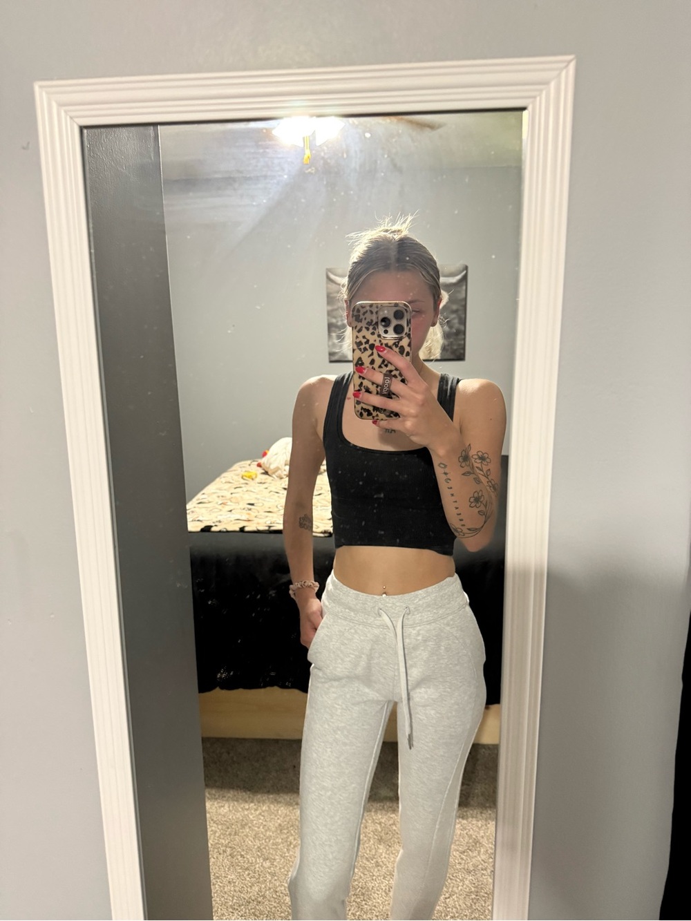 Lululemon grey joggers.